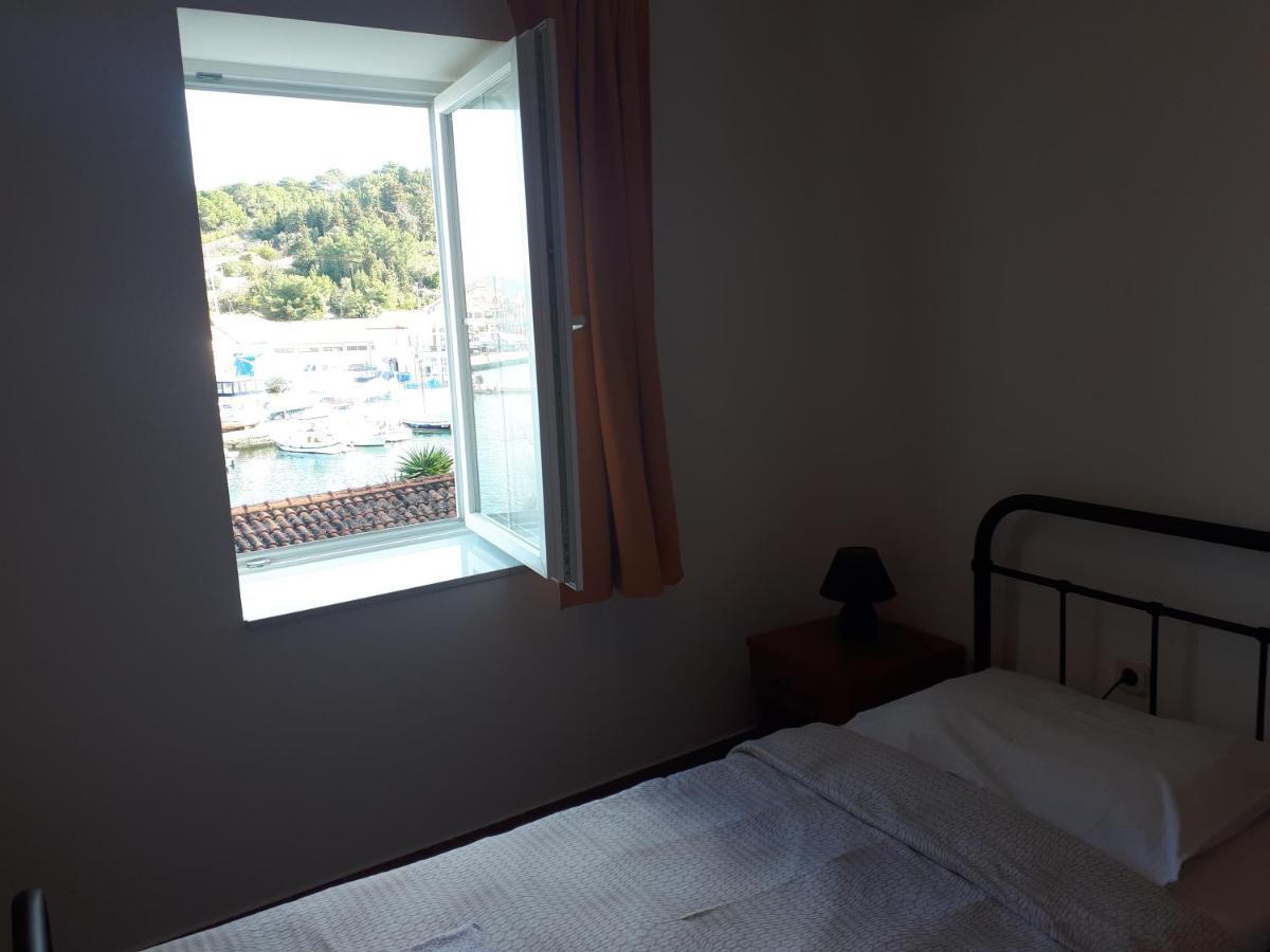 Guest House Provista Veli Iz Exterior photo